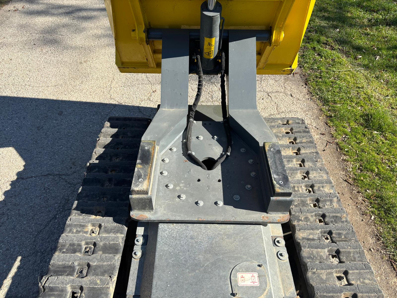 Dumper de rastos Wacker Neuson DT 23: foto 12