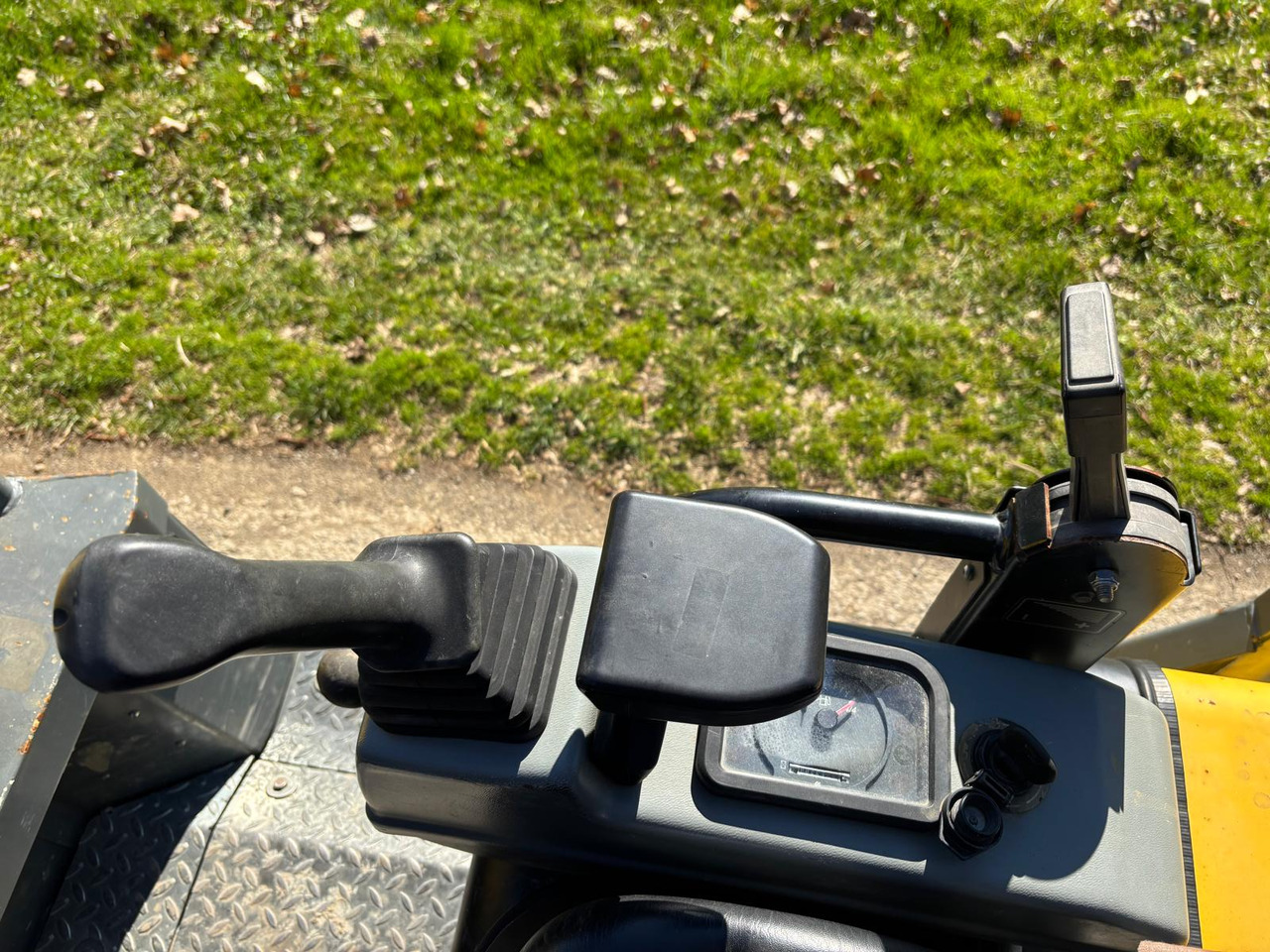 Dumper de rastos Wacker Neuson DT 23: foto 18