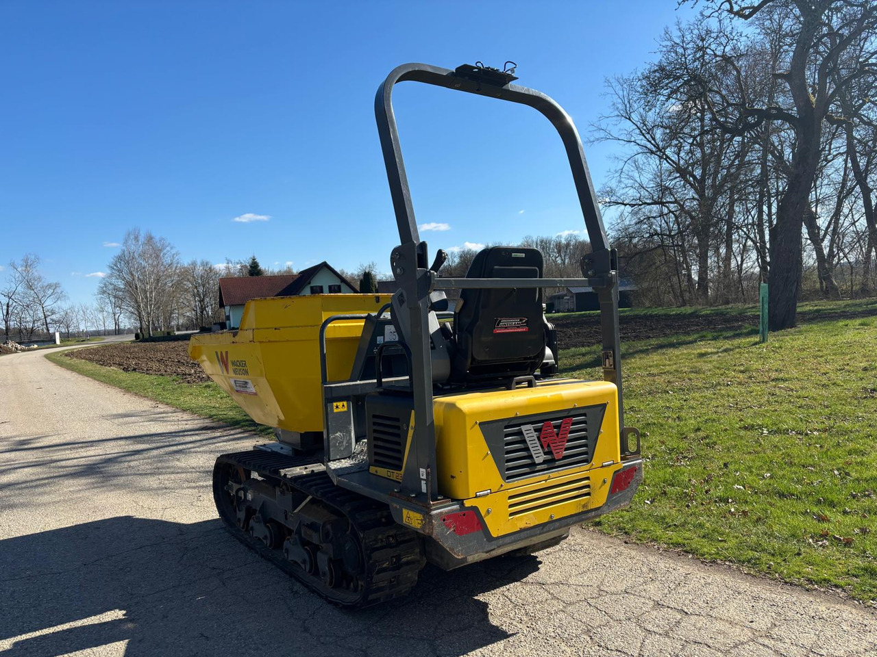 Dumper de rastos Wacker Neuson DT 23: foto 10