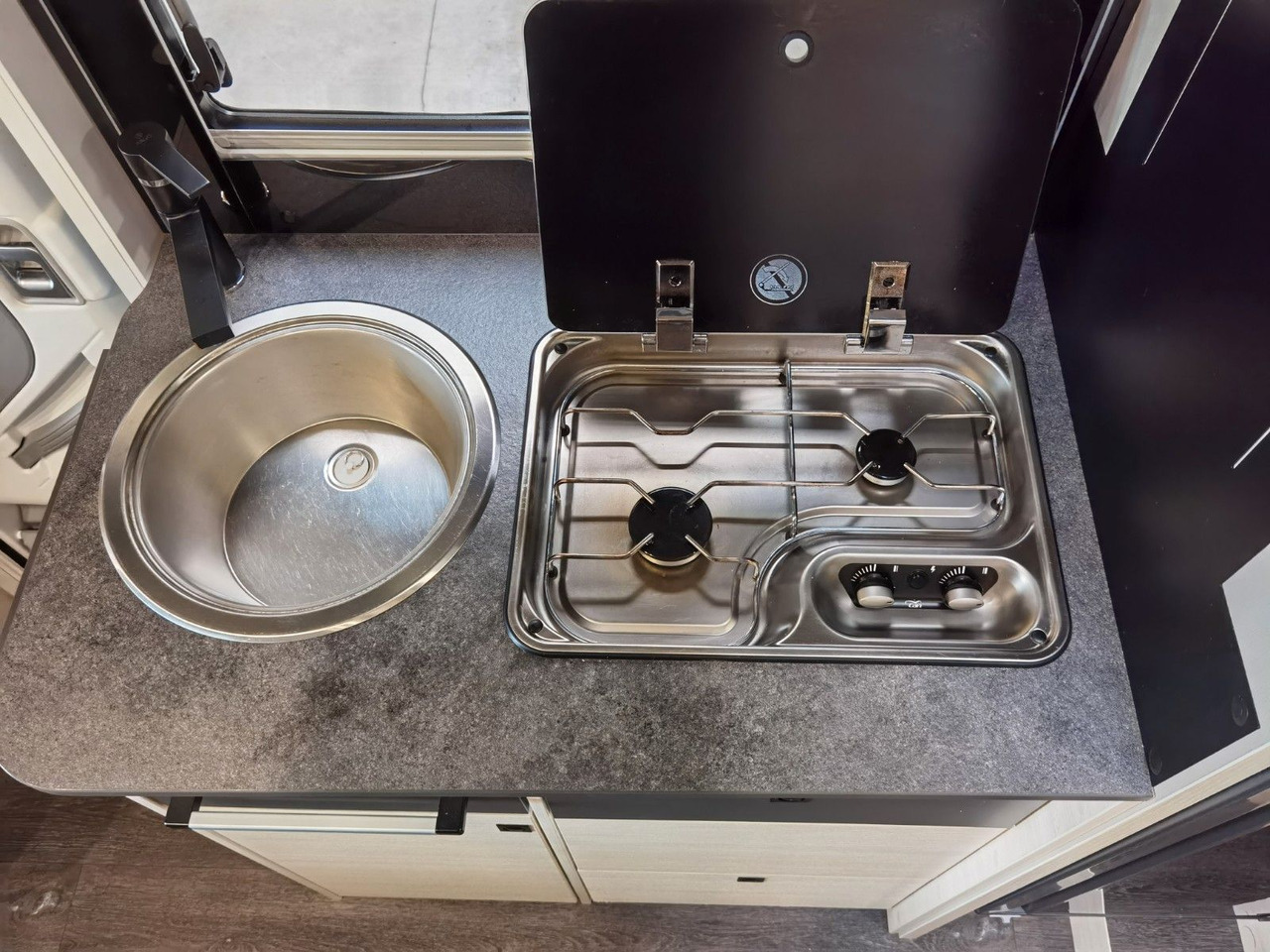 Leasing de  Chausson 627 GA TITANIUM -PREMIUM /EINZELBETTEN & HUBBETT Chausson 627 GA TITANIUM -PREMIUM /EINZELBETTEN & HUBBETT: foto 17