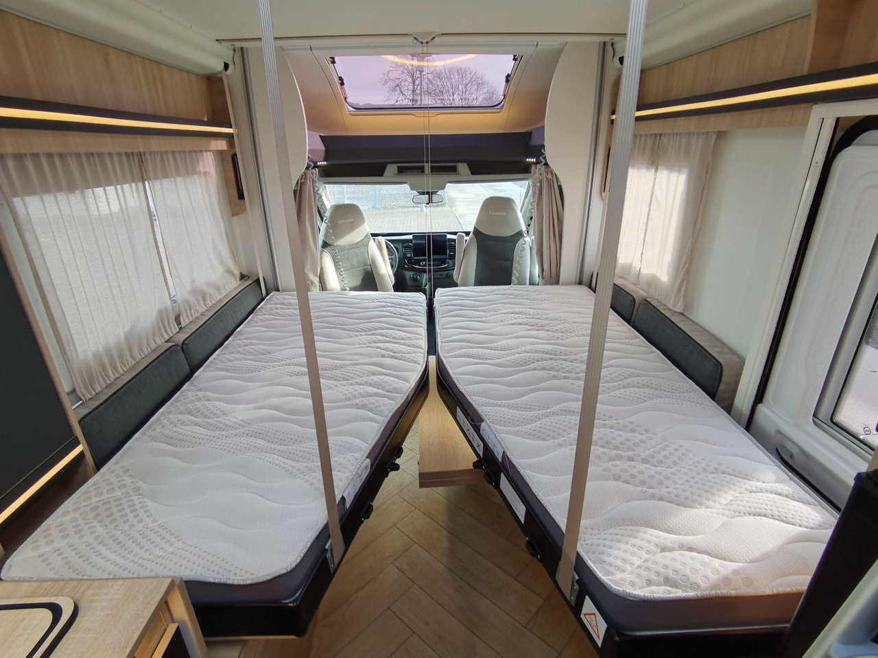 Autocaravana perfilada Chausson 630 TITANIUM / - 2026 - / EINZEL. - HUBBETTEN: foto 15