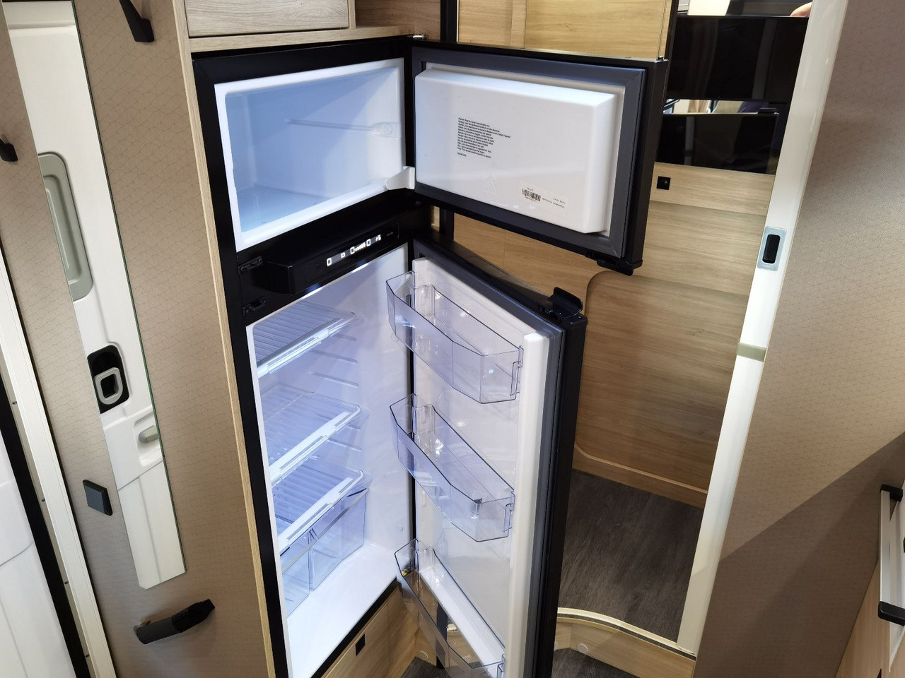 Autocaravana perfilada Chausson 650 FIRST LINE /-2025-/ARCTIC-PAKET/XXL- HUBBETT: foto 13