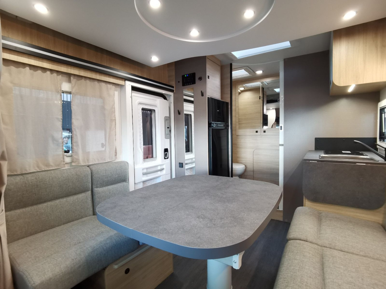 Autocaravana perfilada Chausson 650 FIRST LINE /-2025-/ARCTIC-PAKET/XXL- HUBBETT: foto 10