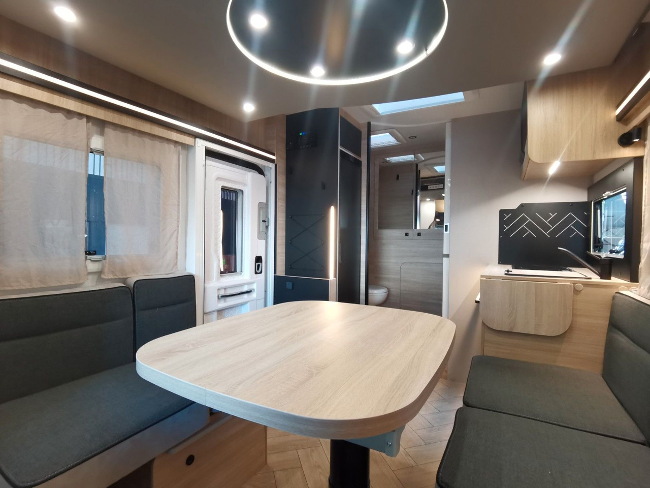 Autocaravana perfilada Chausson 650 TITANIUM / -2026- / 165PS-8G. / AHK/ HUBBETT: foto 14