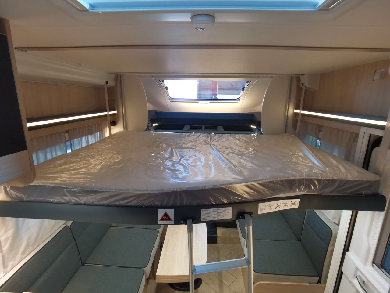 Autocaravana perfilada Chausson 650 TITANIUM / -2026- / 165PS-8G. / AHK/ HUBBETT: foto 18