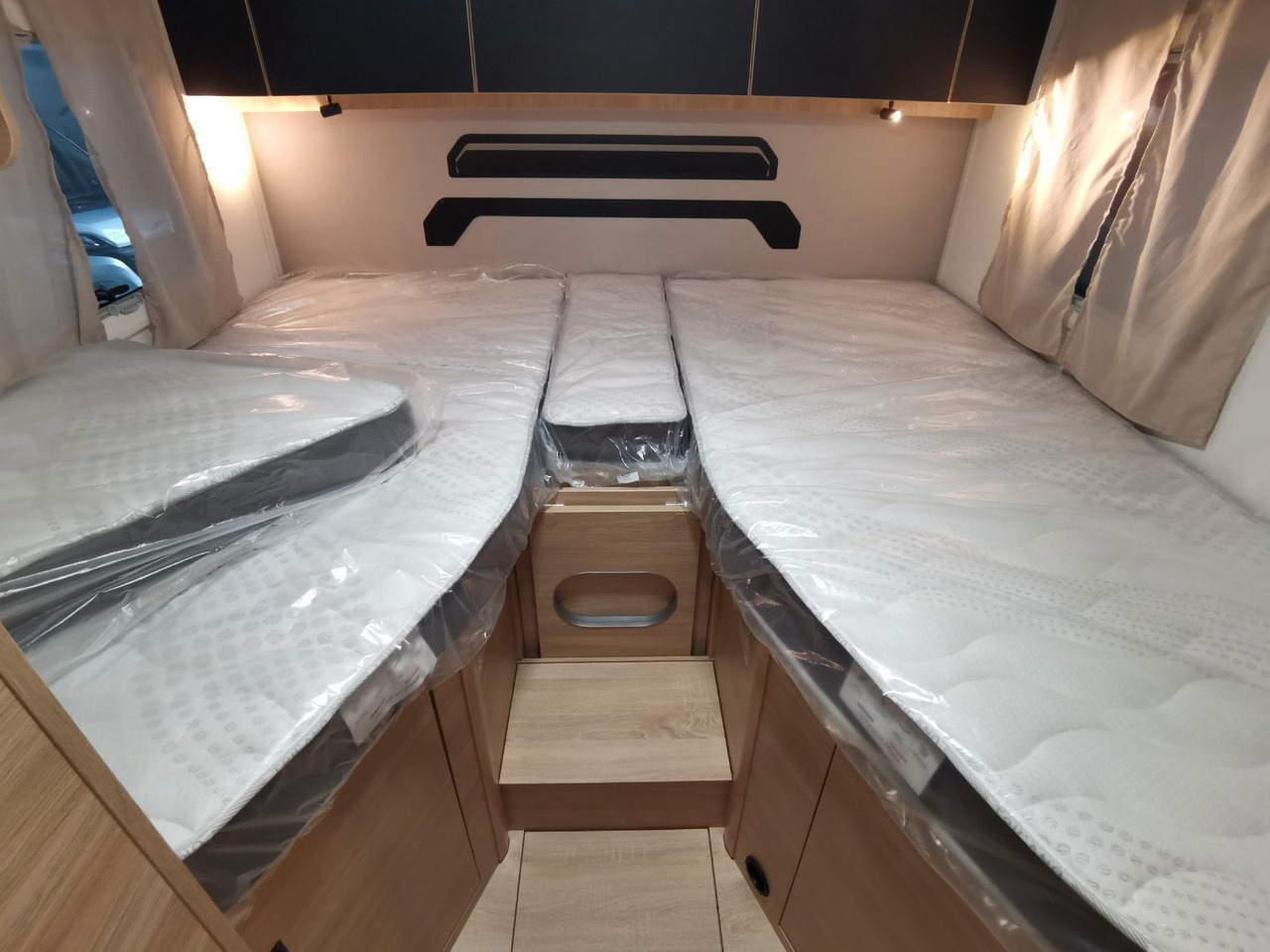 Autocaravana perfilada Chausson 777 ETAPE LINE /-2025-/ARCTIC-PAKET/EINZELBETTEN: foto 18