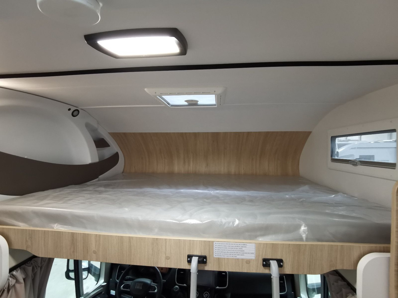 Autocaravana capucine Chausson C 514 FIRST LINE /140PS / ZUBEHÖR- PAKET / 5.99M: foto 18