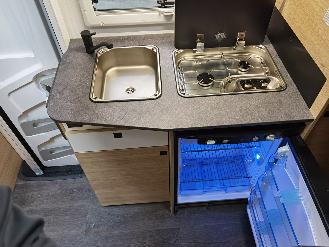 Autocaravana capucine Chausson C 514 FIRST LINE /140PS / ZUBEHÖR- PAKET / 5.99M: foto 16
