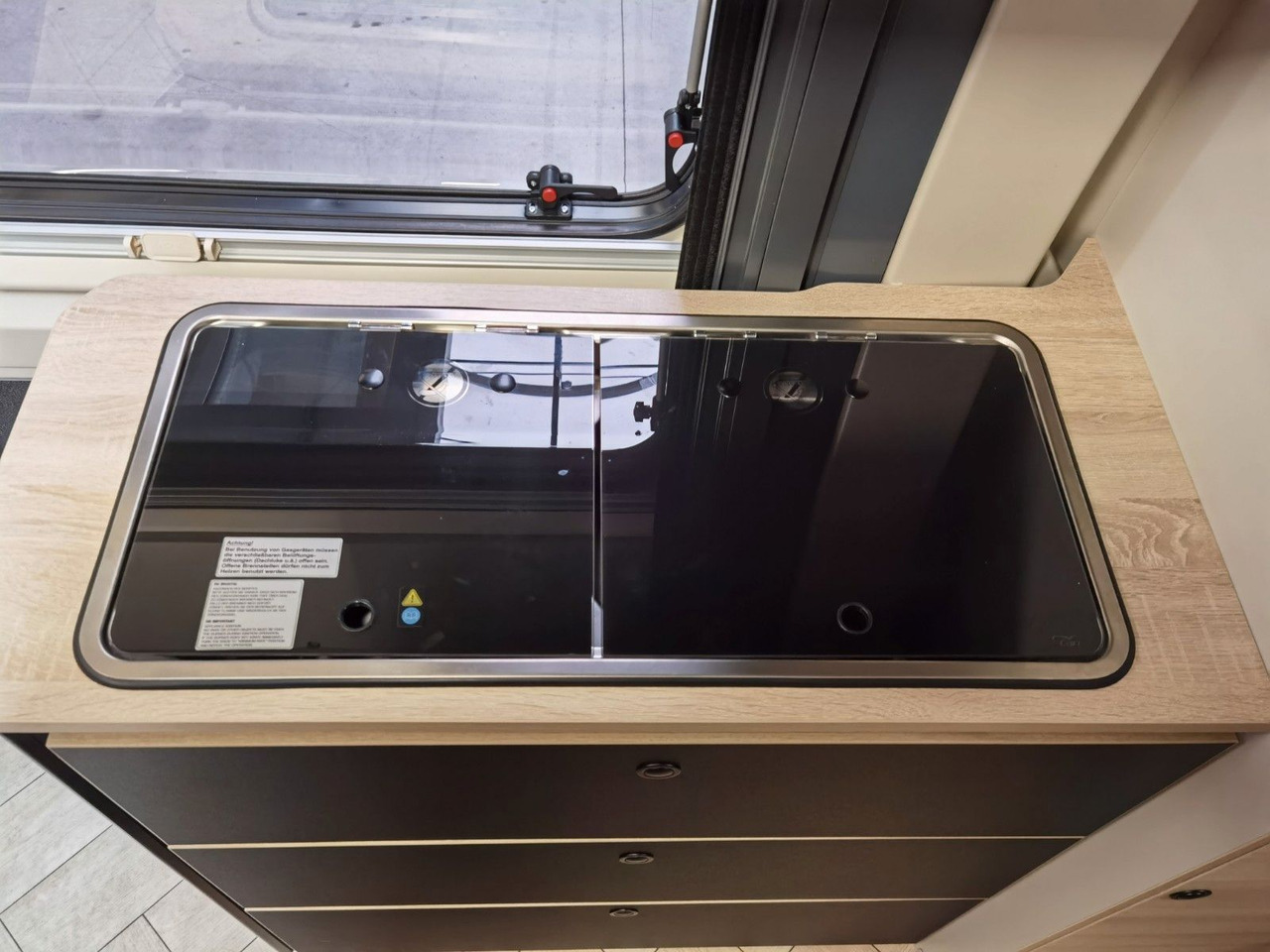 Campervan Chausson V697 SPORT LINE / -2026- / 140-8G./ EINZELBETTEN: foto 18 Campervan Chausson V697 SPORT LINE / -2026- / 140-8G./ EINZELBETTEN: foto 18