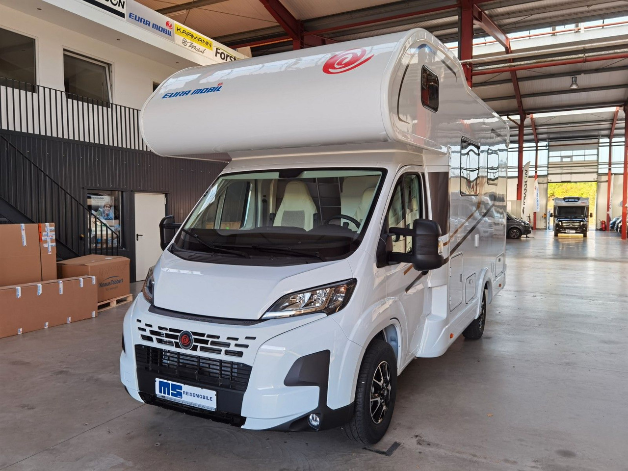 Autocaravana capucine Eura Mobil ACTIVA ONE 630 LS / -2025- / 140PS / RAUMWUNDER: foto 7 Autocaravana capucine Eura Mobil ACTIVA ONE 630 LS / -2025- / 140PS / RAUMWUNDER: foto 7