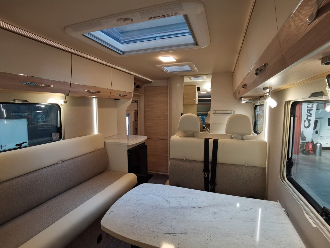 Autocaravana capucine Eura Mobil ACTIVA ONE 630 LS / -2025- / 140PS / RAUMWUNDER: foto 14 Autocaravana capucine Eura Mobil ACTIVA ONE 630 LS / -2025- / 140PS / RAUMWUNDER: foto 14