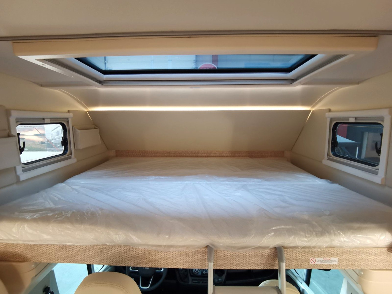 Autocaravana capucine Eura Mobil ACTIVA ONE 630 LS / -2025- / 140PS / RAUMWUNDER: foto 17 Autocaravana capucine Eura Mobil ACTIVA ONE 630 LS / -2025- / 140PS / RAUMWUNDER: foto 17