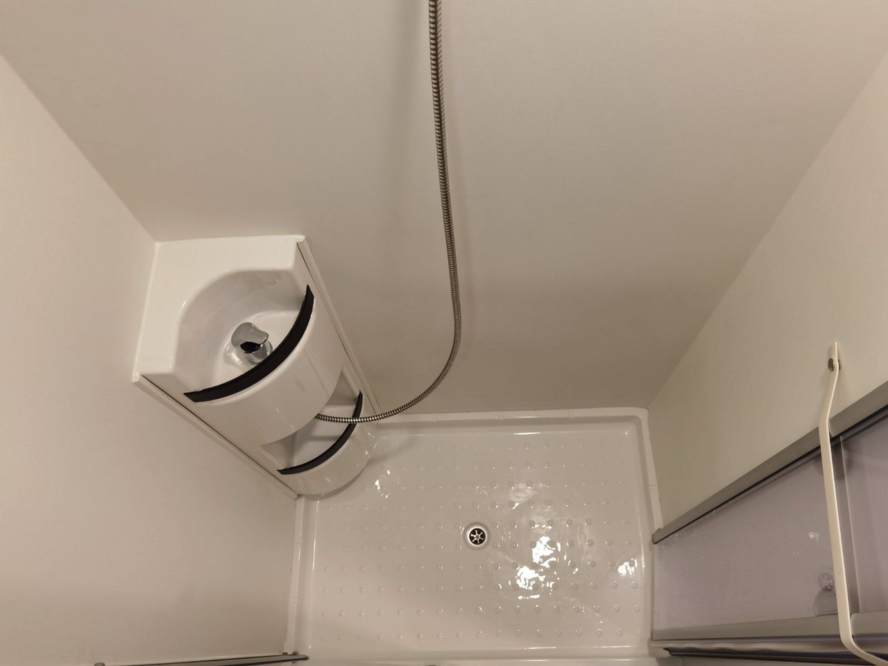 Autocaravana capucine Eura Mobil ACTIVA ONE 630 LS / -2025- / 140PS / RAUMWUNDER: foto 23 Autocaravana capucine Eura Mobil ACTIVA ONE 630 LS / -2025- / 140PS / RAUMWUNDER: foto 23