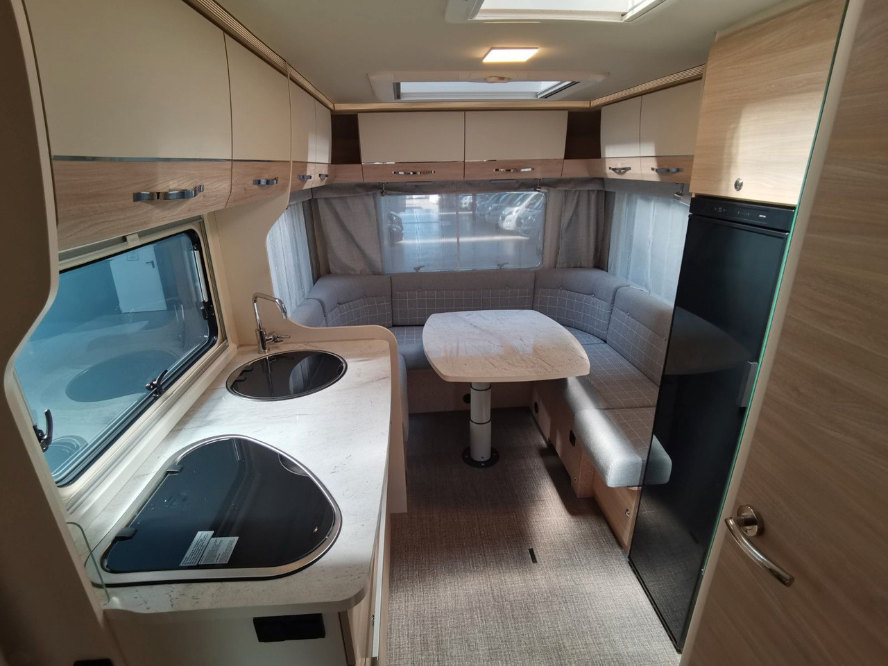 Autocaravana capucine Eura Mobil ACTIVA ONE 650 HS /MODELL 2025/ HECKSITZGRUPPE: foto 17