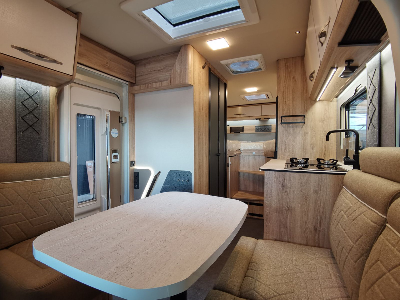 Autocaravana perfilada Eura Mobil XTURA 686 EF / - 2025 - / 4x4 - FERNREISEMOBIL: foto 22