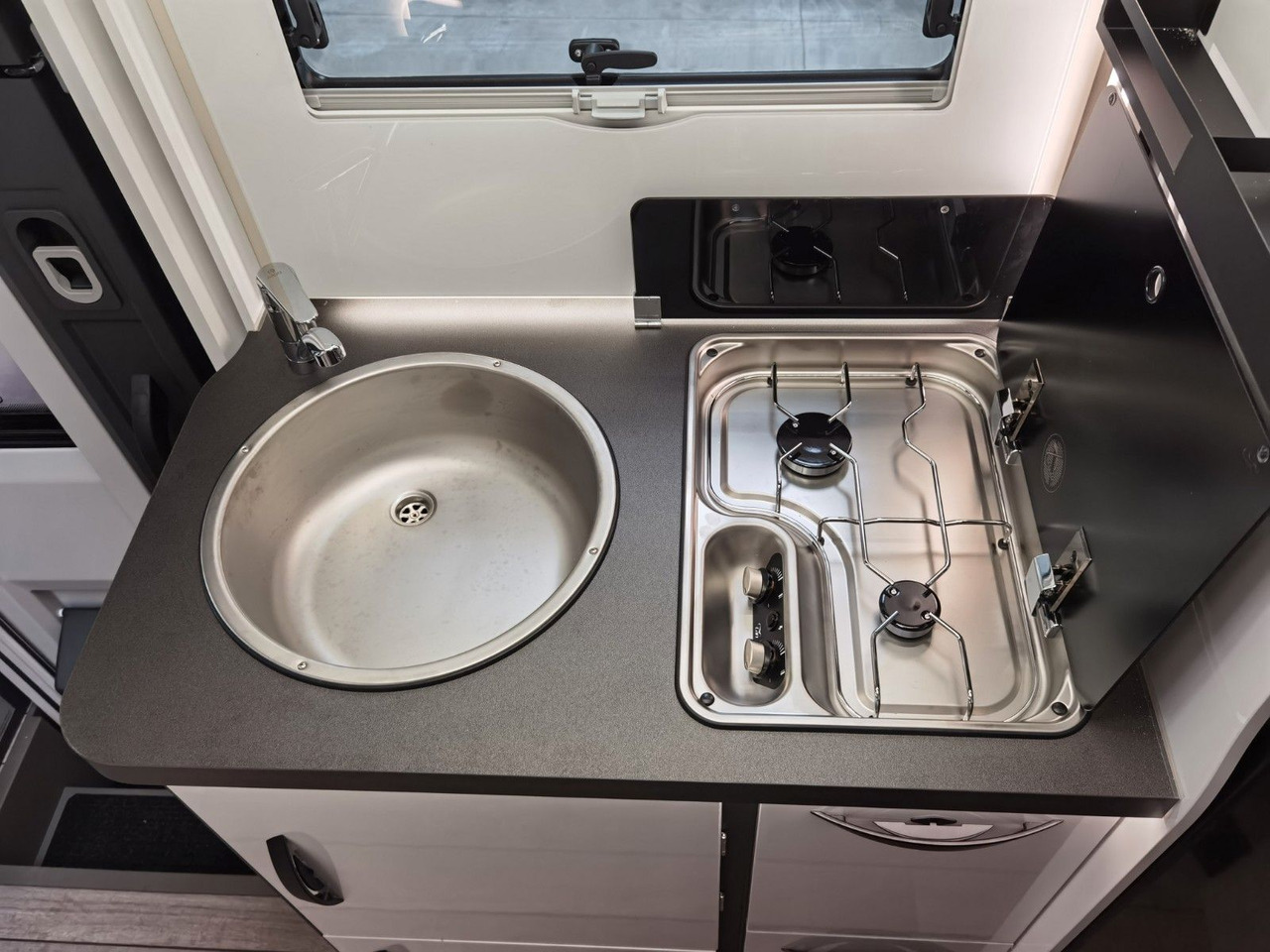 Autocaravana capucine Forster A 699 EB / -MODELL 2025- / 140 PS / EINZELBETTEN: foto 14