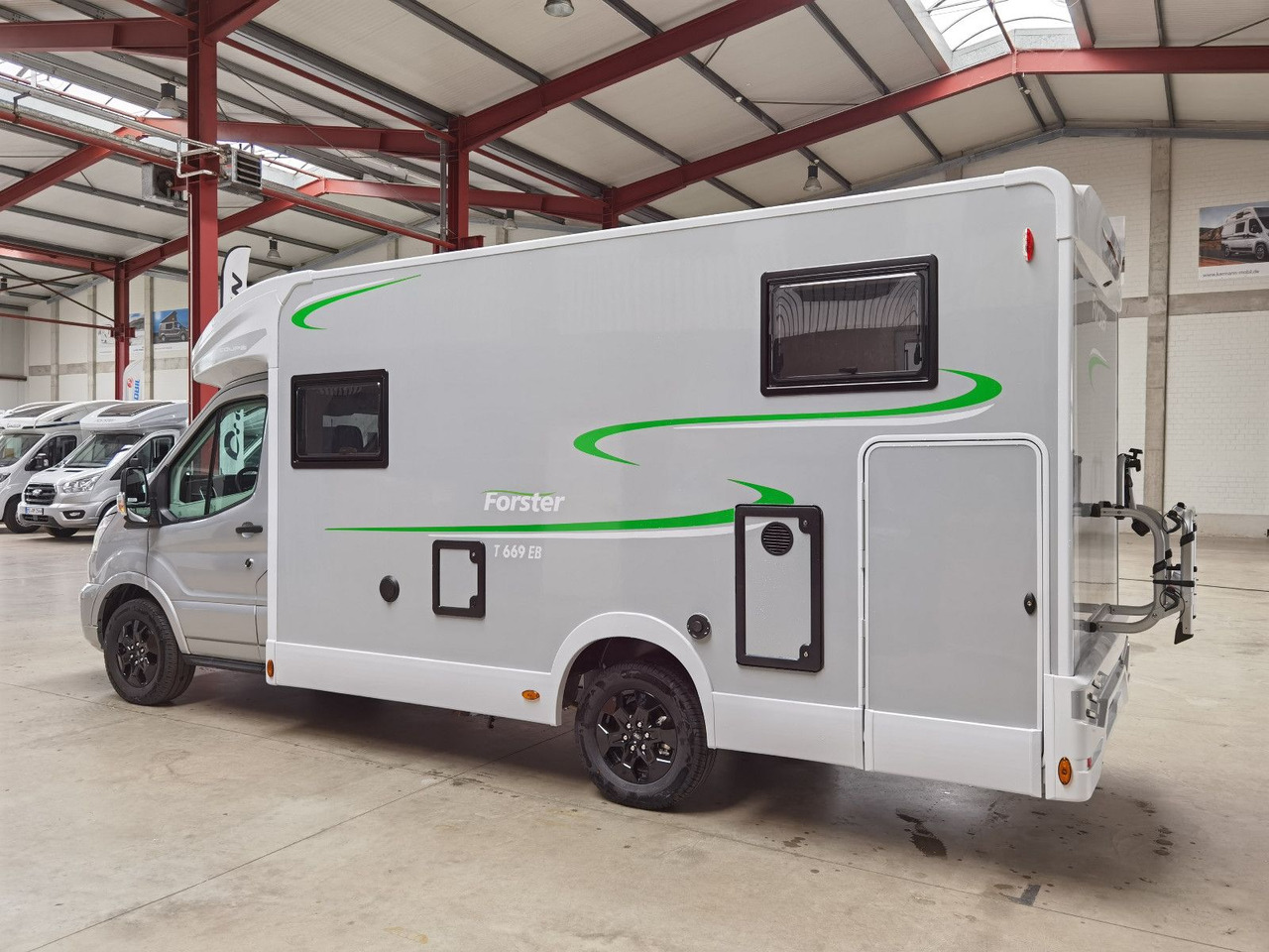 Forster T 669 EBN COUPÈ / 165PS-DSG / SILVER - EDITION - Autocaravana perfilada: foto 5 Forster T 669 EBN COUPÈ / 165PS-DSG / SILVER - EDITION - Autocaravana perfilada: foto 5