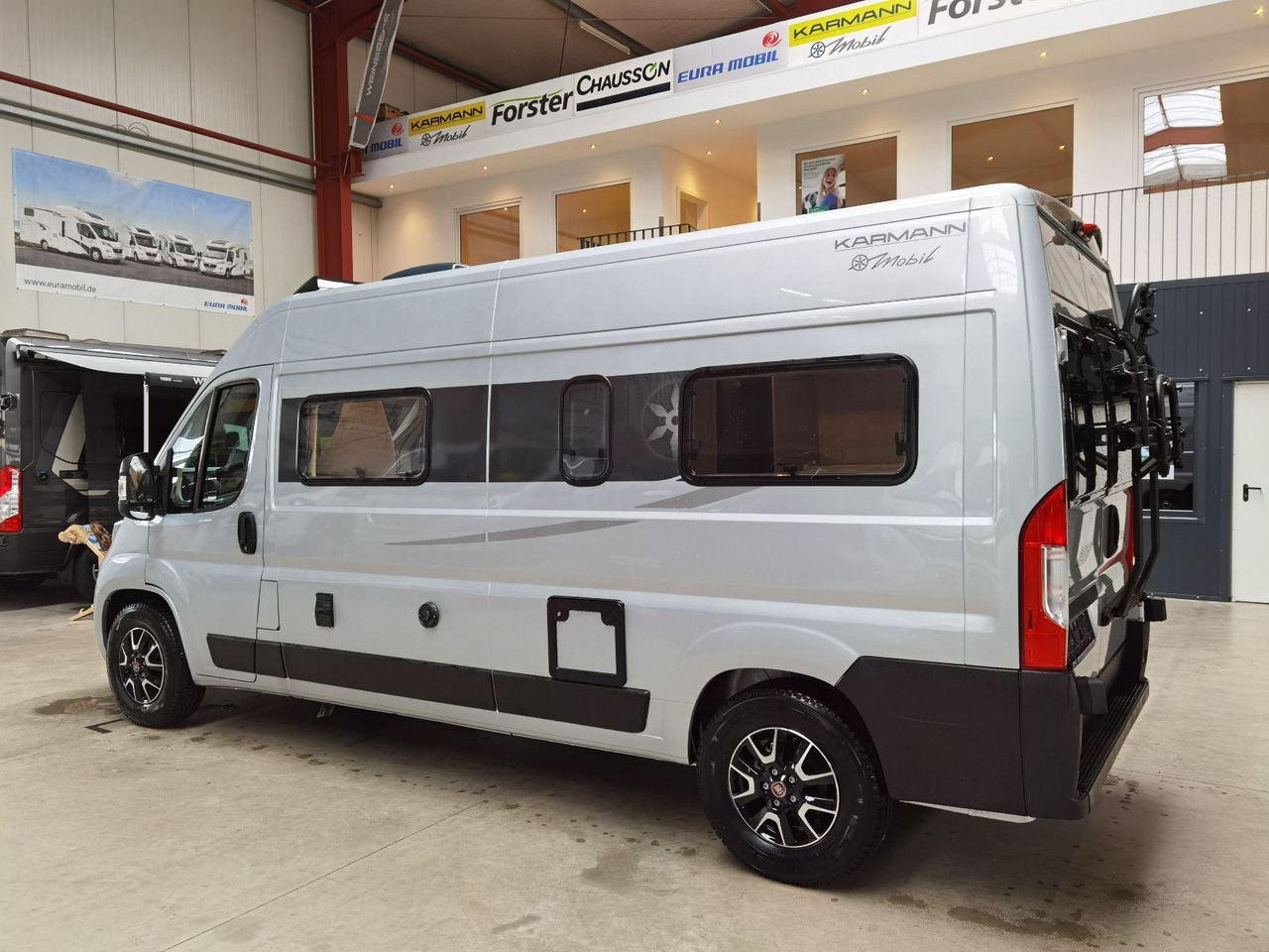 Karmann DAVIS 590 LIFESTYLE / 140PS / SKY-ROOF & ALU - Campervan: foto 5 Karmann DAVIS 590 LIFESTYLE / 140PS / SKY-ROOF & ALU - Campervan: foto 5
