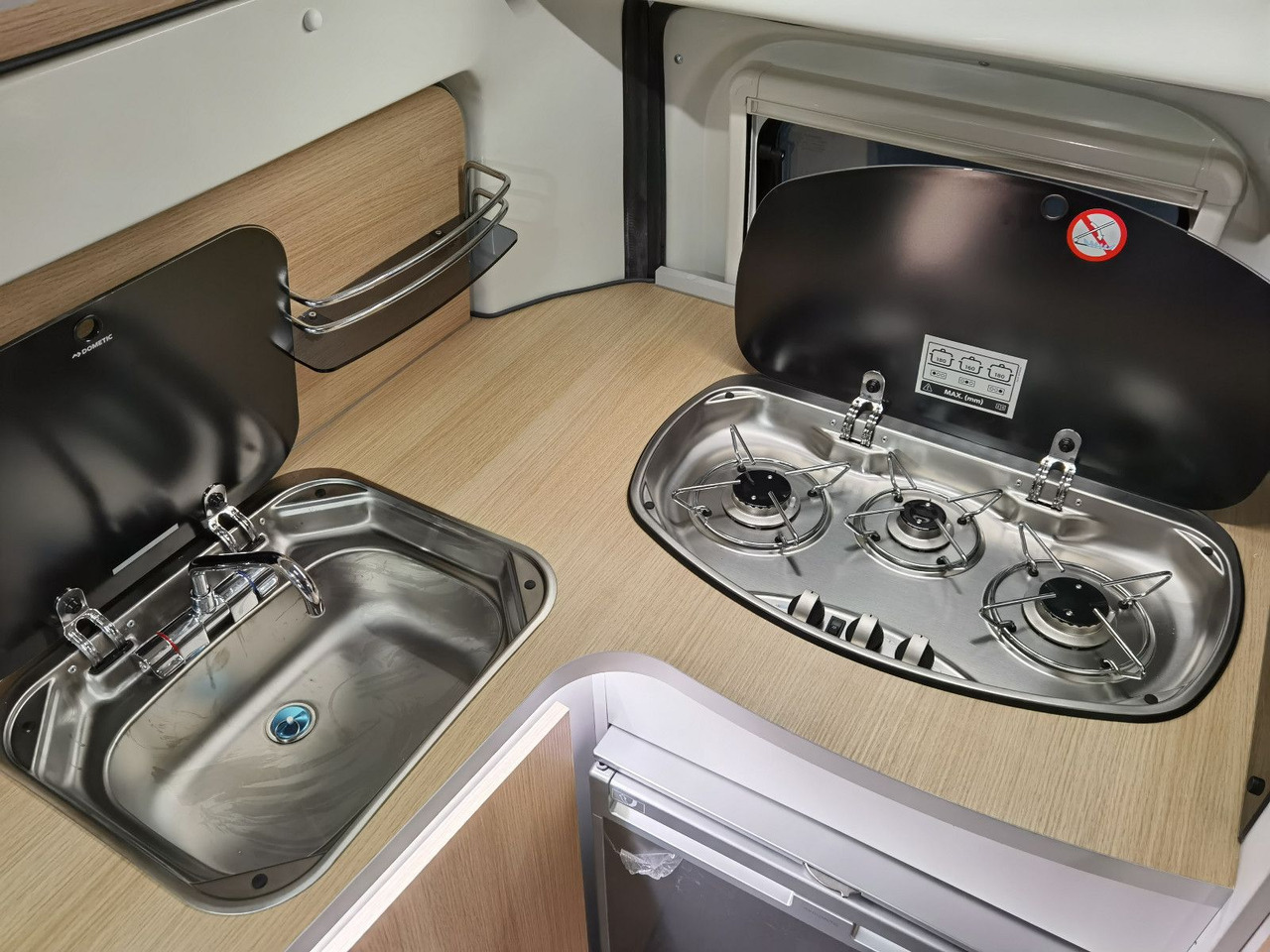 Campervan Karmann DEXTER 550 / 140PS / CONCEPT - PAKET & HUBBETT: foto 18