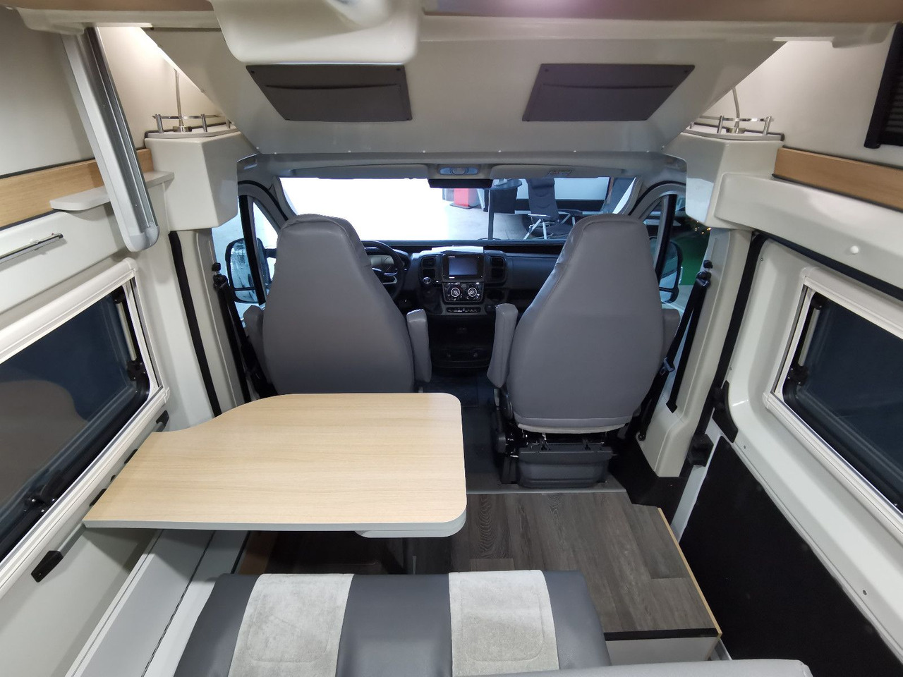 Campervan Karmann DEXTER 550 / 140PS / CONCEPT - PAKET & HUBBETT: foto 15