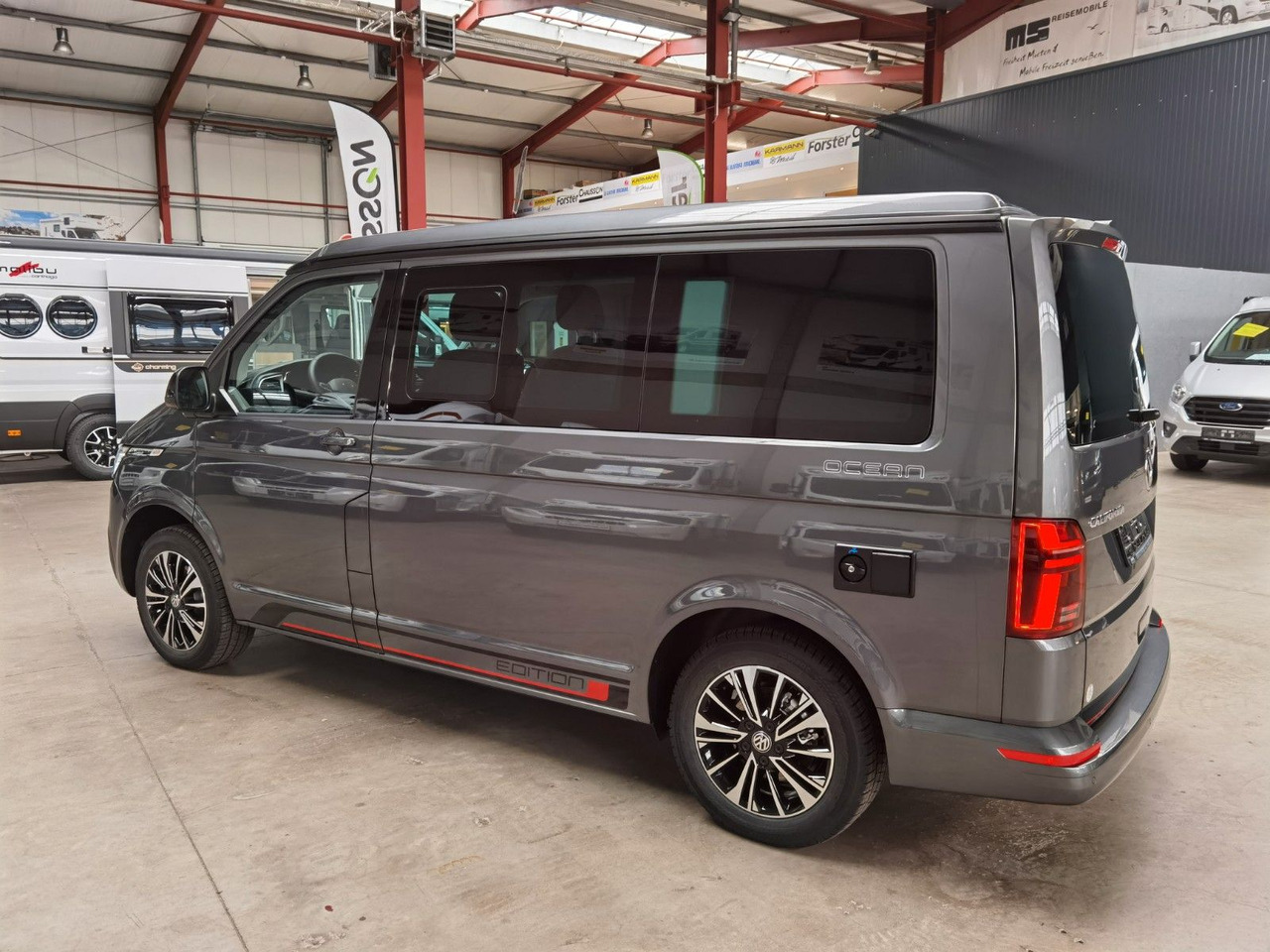Volkswagen T6.1 CALIFORNIA OCEAN EDITION / DSG / NAVI / ACC - Campervan: foto 5 Volkswagen T6.1 CALIFORNIA OCEAN EDITION / DSG / NAVI / ACC - Campervan: foto 5