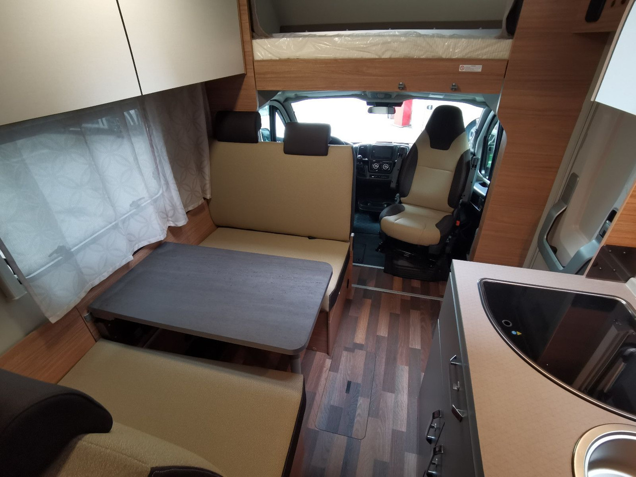 Autocaravana capucine Weinsberg CARAHOME 600 DKG/ -2025 - / 140PS / ETAGENBETTEN: foto 13