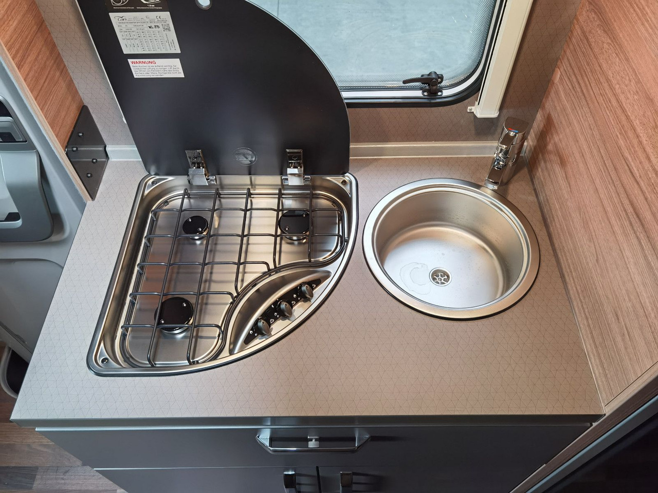 Autocaravana capucine Weinsberg CARAHOME 600 DKG/ -2025 - / 140PS / ETAGENBETTEN: foto 18