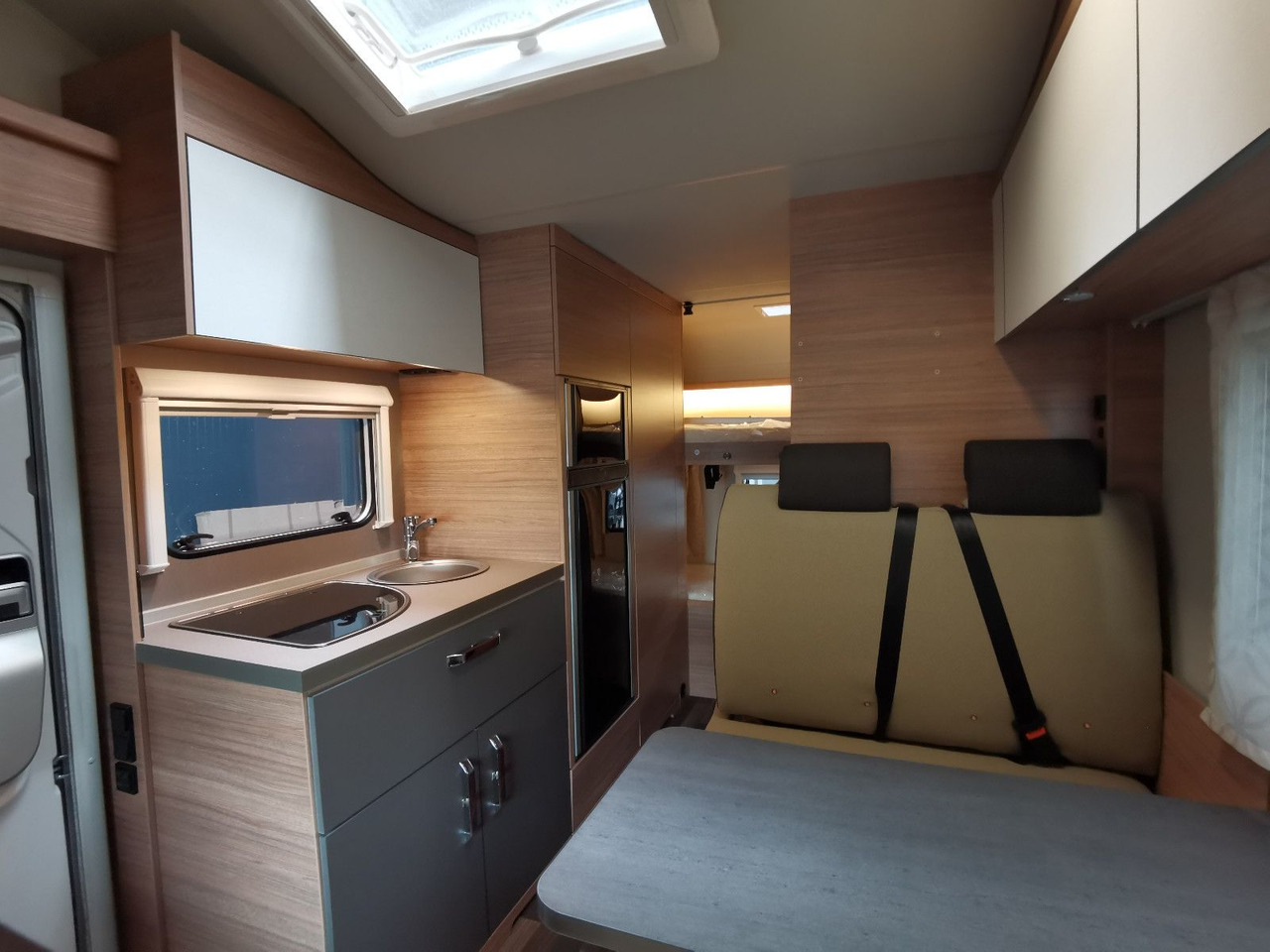 Autocaravana capucine Weinsberg CARAHOME 600 DKG/ -2025 - / 140PS / ETAGENBETTEN: foto 14