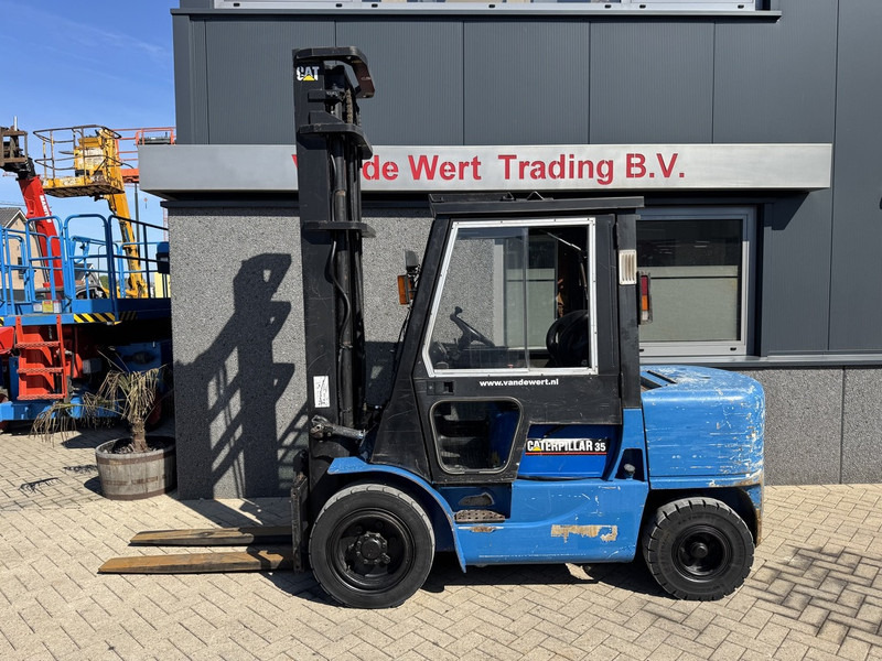 Caterpillar DP35K - Empilhadeira a diesel: foto 1 Caterpillar DP35K - Empilhadeira a diesel: foto 1