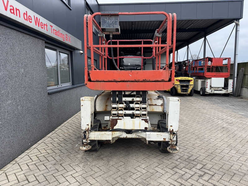 Haulotte Compact 12DX Hoogwerker / Arbeitsbuhne 12mtr werkhoogte 4x4 Deutz Diesel 2012 - Plataforma de Tijera/ Plataforma de tesoura: foto 4 Haulotte Compact 12DX Hoogwerker / Arbeitsbuhne 12mtr werkhoogte 4x4 Deutz Diesel 2012 - Plataforma de Tijera/ Plataforma de tesoura: foto 4