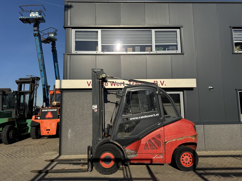 Linde H50D Triplo 580 Freelift / 3e / 4e Functie VW Diesel 2007 - Empilhadeira a diesel: foto 1 Linde H50D Triplo 580 Freelift / 3e / 4e Functie VW Diesel 2007 - Empilhadeira a diesel: foto 1