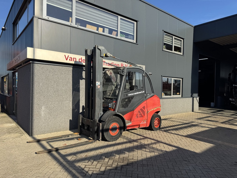 Linde H50D Triplo 580 Freelift / 3e / 4e Functie VW Diesel 2007 - Empilhadeira a diesel: foto 2 Linde H50D Triplo 580 Freelift / 3e / 4e Functie VW Diesel 2007 - Empilhadeira a diesel: foto 2
