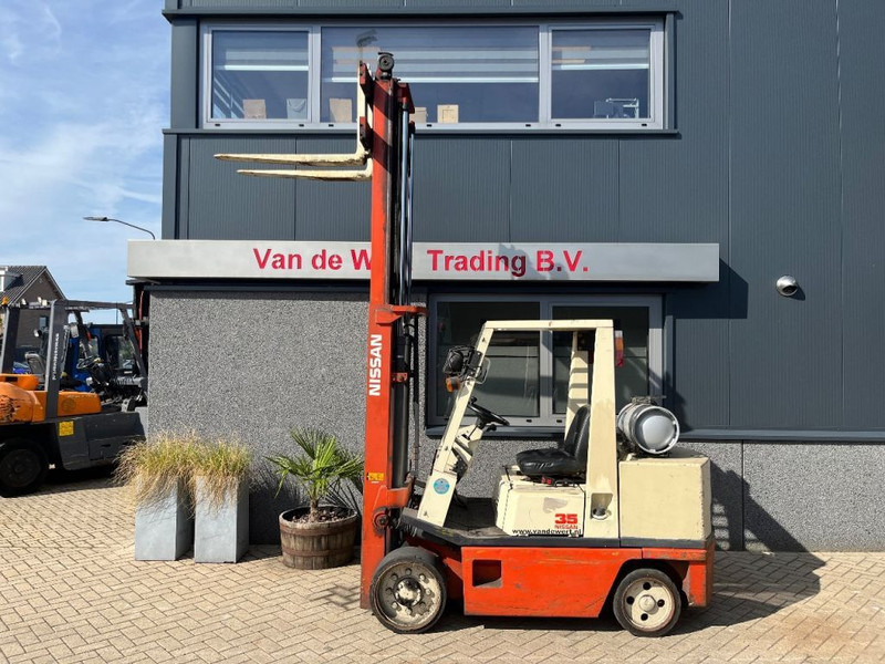Nissan FG35U heftruck dulpo310 freelift 3e functie LPG COMPACT - Empilhadeira a gás: foto 2 Nissan FG35U heftruck dulpo310 freelift 3e functie LPG COMPACT - Empilhadeira a gás: foto 2