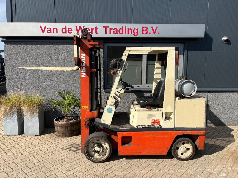 Nissan FG35U heftruck dulpo310 freelift 3e functie LPG COMPACT - Empilhadeira a gás: foto 3 Nissan FG35U heftruck dulpo310 freelift 3e functie LPG COMPACT - Empilhadeira a gás: foto 3