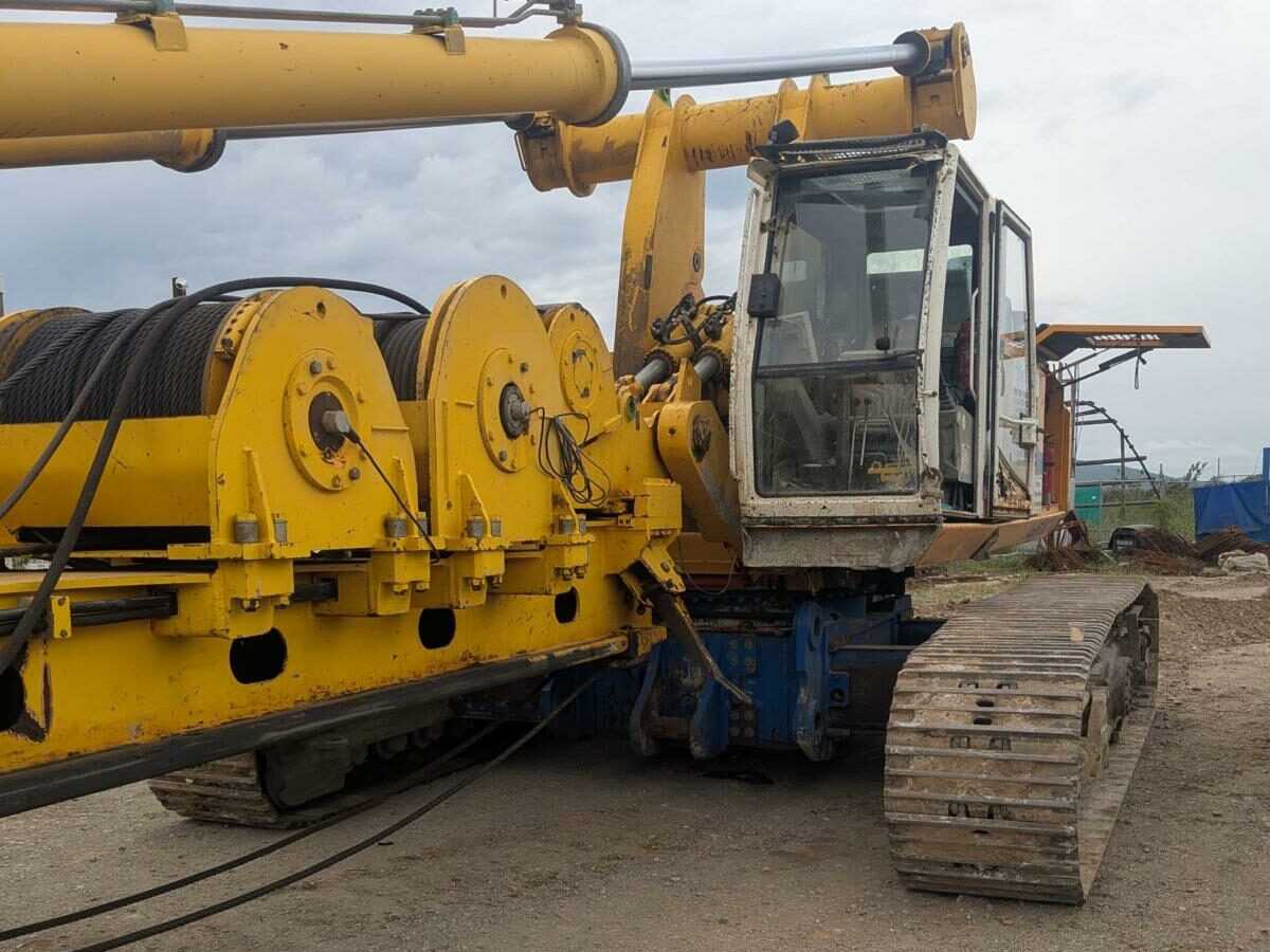 Bauer BG 24V - Máquina de perfuração: foto 1 Bauer BG 24V - Máquina de perfuração: foto 1