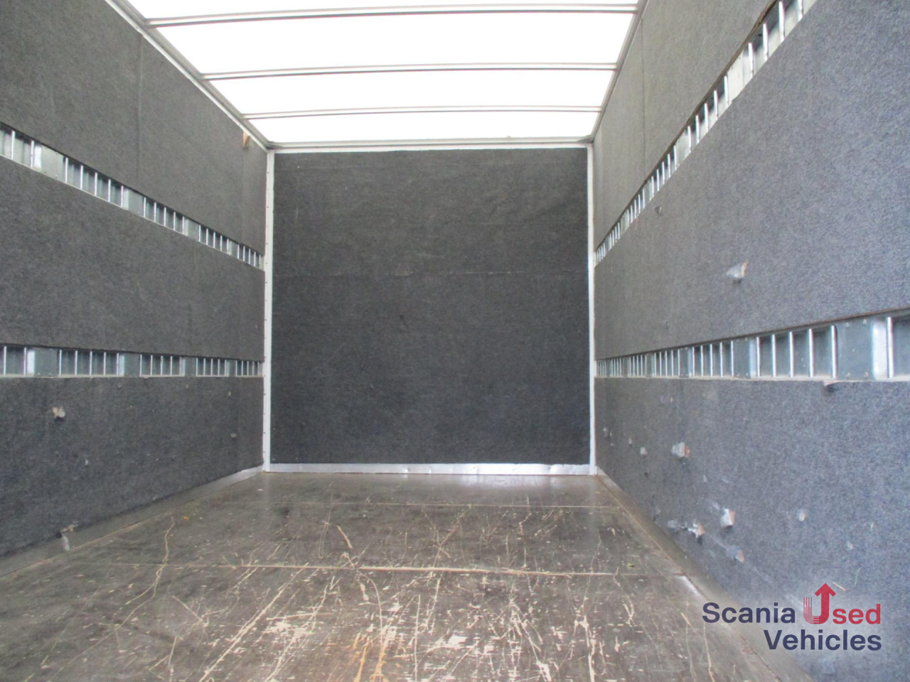 MERCEDES-BENZ Sprinter 313 CDI - Carrinha de contentor: foto 4 MERCEDES-BENZ Sprinter 313 CDI - Carrinha de contentor: foto 4