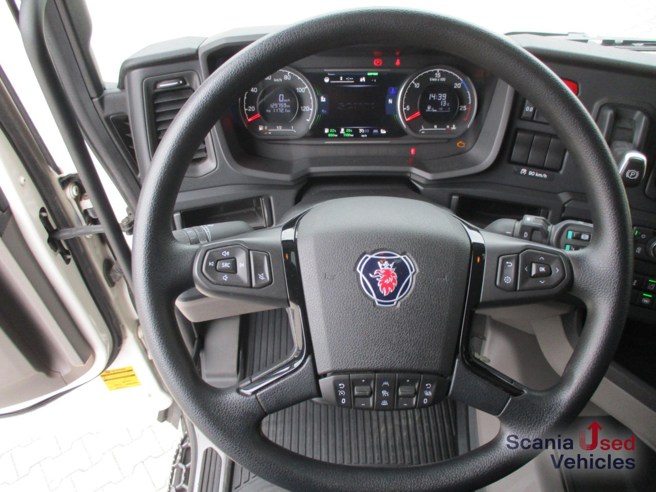 SCANIA R 460 A4x2NA / ADR AT / Navi / LED / Hydr. - Tractor: foto 2 SCANIA R 460 A4x2NA / ADR AT / Navi / LED / Hydr. - Tractor: foto 2
