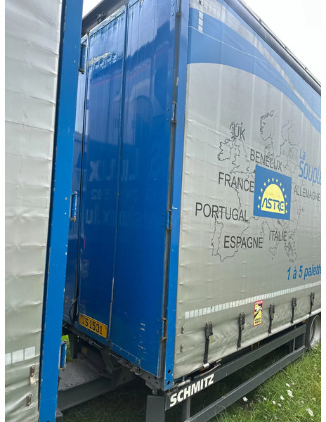 DAF XF 440 DAF XF 440 6x2 / SUPERSPACECAB / KOMBI MIT ANHANGER SCHMITZ 2016 / DURCHLADEN / 2 STUCK - Camião de lona: foto 3 DAF XF 440 DAF XF 440 6x2 / SUPERSPACECAB / KOMBI MIT ANHANGER SCHMITZ 2016 / DURCHLADEN / 2 STUCK - Camião de lona: foto 3