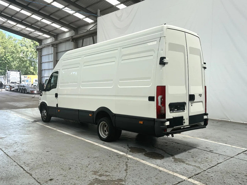 Iveco Daily 35C13 AIRCO / MOTORPROBLEEM -PROBLEME DE MOTEUR - Furgão: foto 3 Iveco Daily 35C13 AIRCO / MOTORPROBLEEM -PROBLEME DE MOTEUR - Furgão: foto 3