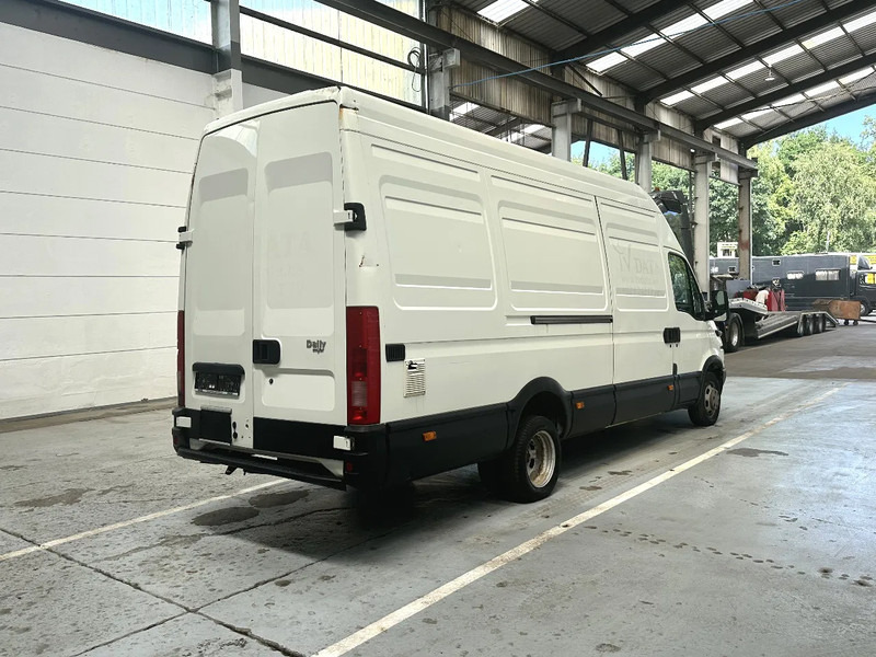 Iveco Daily 35C13 AIRCO / MOTORPROBLEEM -PROBLEME DE MOTEUR - Furgão: foto 5 Iveco Daily 35C13 AIRCO / MOTORPROBLEEM -PROBLEME DE MOTEUR - Furgão: foto 5