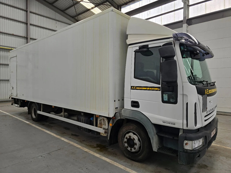 Iveco EuroCargo 120 E22 / MANUEL / EURO 5 / AIRCO - Camião furgão: foto 3 Iveco EuroCargo 120 E22 / MANUEL / EURO 5 / AIRCO - Camião furgão: foto 3