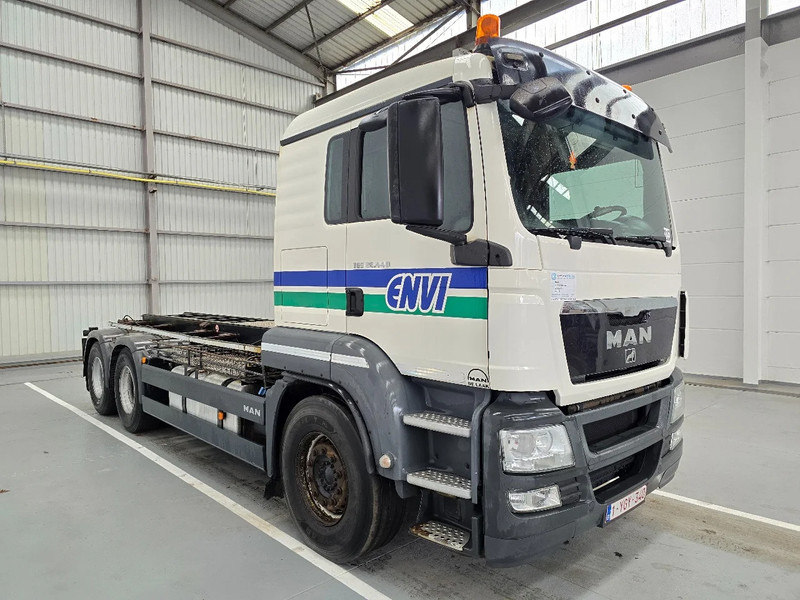 MAN TGS 26.440 6x4 / EURO 5 / AIRCO - Camião chassi: foto 3 MAN TGS 26.440 6x4 / EURO 5 / AIRCO - Camião chassi: foto 3