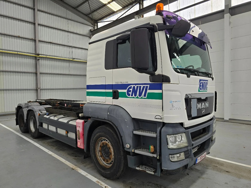 MAN TGS 28.440 6x2 / EURO 5 / AIRCO / LIFTAS / 10 roues - 10 tyres - Camião chassi: foto 3 MAN TGS 28.440 6x2 / EURO 5 / AIRCO / LIFTAS / 10 roues - 10 tyres - Camião chassi: foto 3