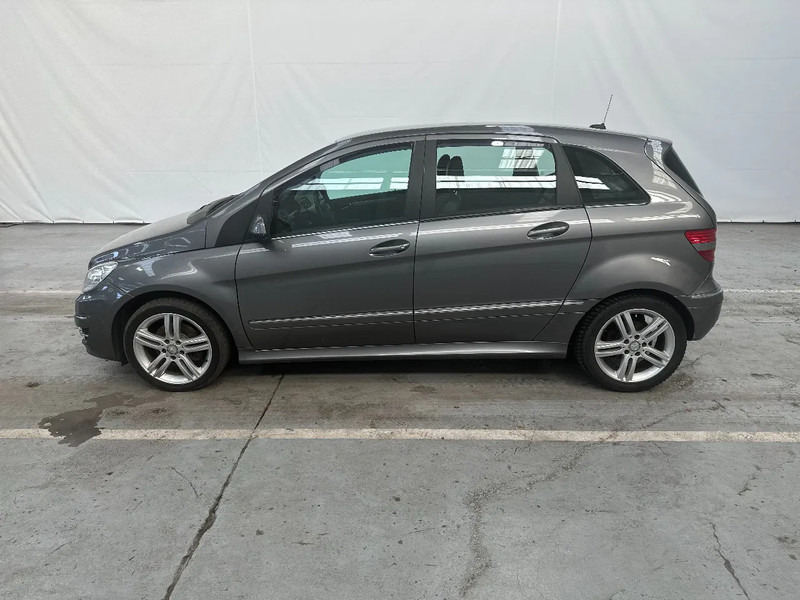 Mercedes-Benz B-Klasse 180 - Automóvel: foto 3 Mercedes-Benz B-Klasse 180 - Automóvel: foto 3