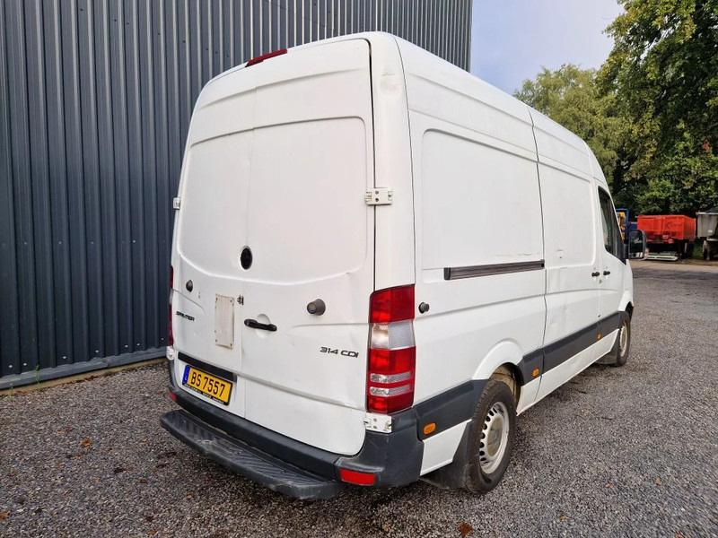 Mercedes-Benz Sprinter 314 AIRCO / MANUEL/ NOUVEAU MOTEUR 320000 km - Furgão: foto 5 Mercedes-Benz Sprinter 314 AIRCO / MANUEL/ NOUVEAU MOTEUR 320000 km - Furgão: foto 5