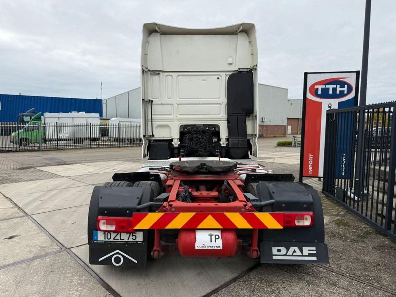 DAF XF460 SuperSpaceCab Intarder 2x fueltank - Tractor: foto 5 DAF XF460 SuperSpaceCab Intarder 2x fueltank - Tractor: foto 5