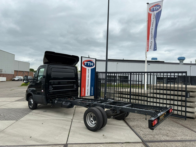 Iveco 40C18/35 Daily Holland vehicle in excellent quality - Veículo comercial: foto 4 Iveco 40C18/35 Daily Holland vehicle in excellent quality - Veículo comercial: foto 4