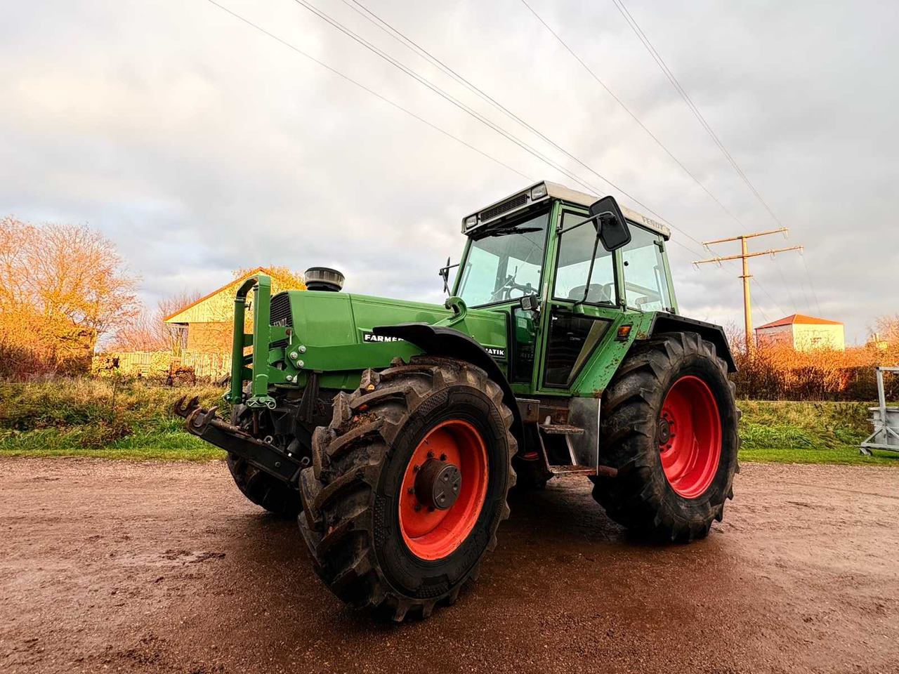 1990 FENDT FARMER 309 LSA TRACTOR - Trator: foto 1 1990 FENDT FARMER 309 LSA TRACTOR - Trator: foto 1