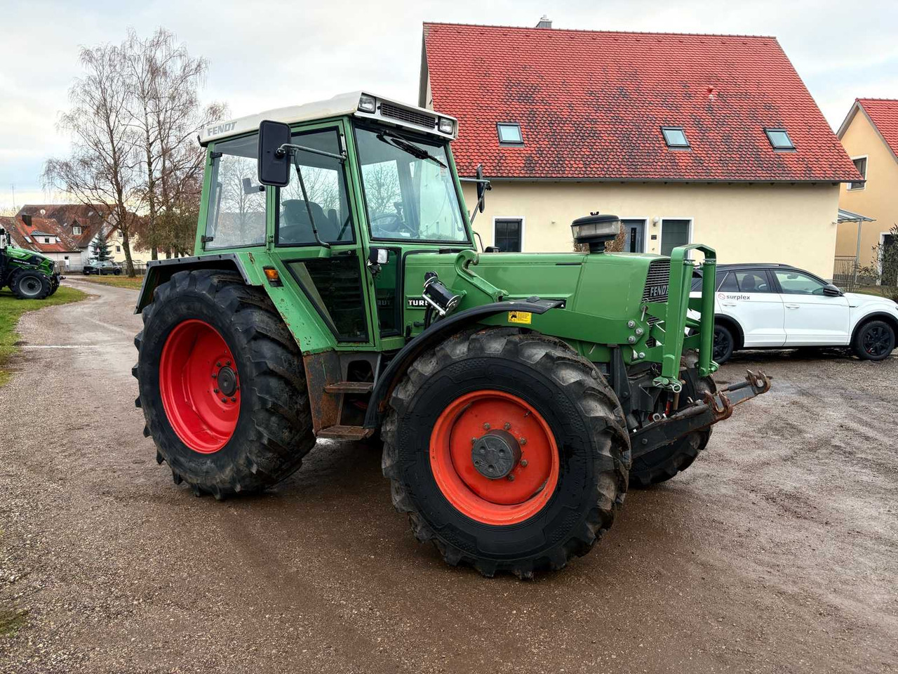 1990 FENDT FARMER 309 LSA TRACTOR - Trator: foto 4 1990 FENDT FARMER 309 LSA TRACTOR - Trator: foto 4