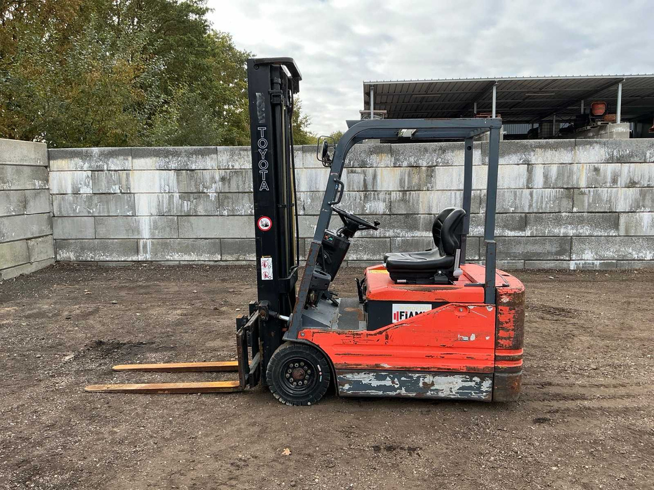1993 TOYOTA 5FBE15 FORKLIFT - Empilhadeira: foto 2 1993 TOYOTA 5FBE15 FORKLIFT - Empilhadeira: foto 2